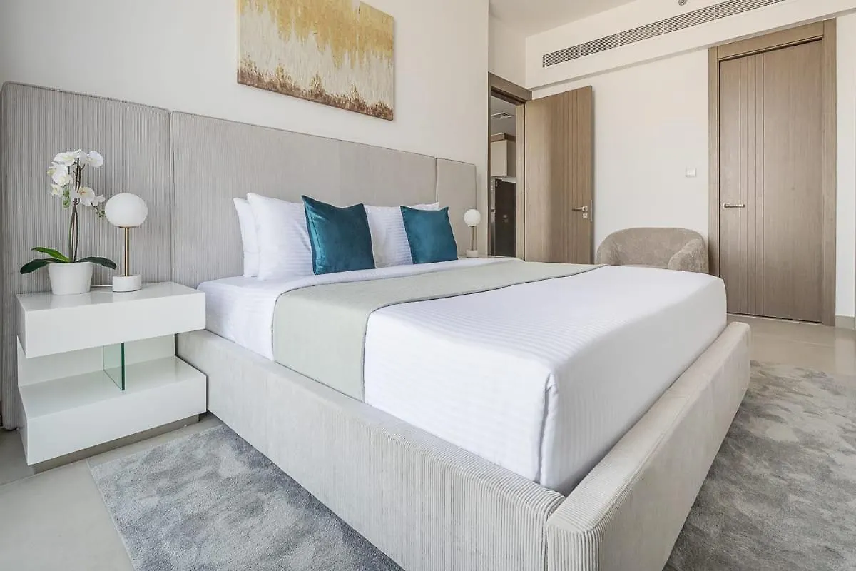 Frank Porter - Bluebell Residence Jvc Dubai Apartment